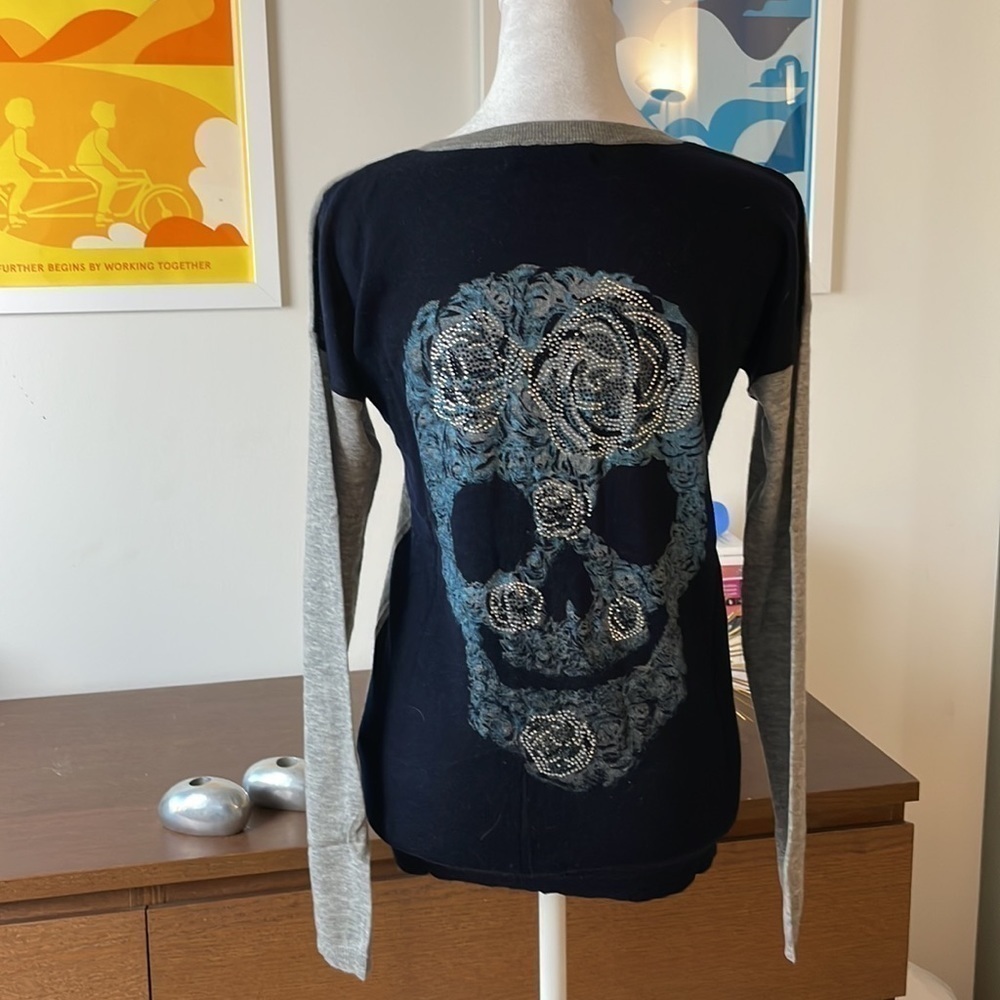 Zadig & Voltaire Skull Jewel Navy Gray Cardigan Pearl Buttons M - Picture 1 of 6